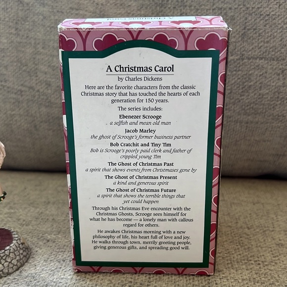 A Christmas Carol A Ghost of Christmas Past - Picture 5 of 7